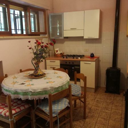 Casa Della Nonna Apartment Радикофани Екстериор снимка